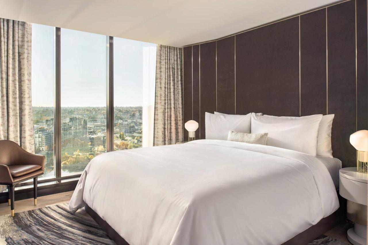 Jw Marriott Parq Vancouver Exterior photo
